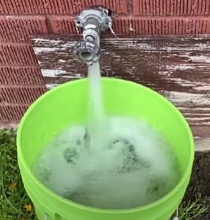 Bucket test method for measuring GPM